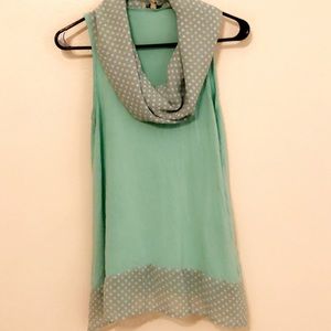sleeveless top, long